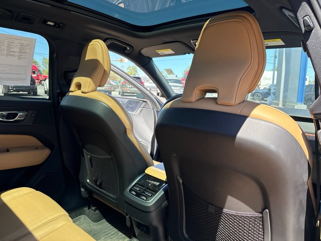 Certified 2023 Volvo XC60 B6 Ultimate AWD/4WD image 37