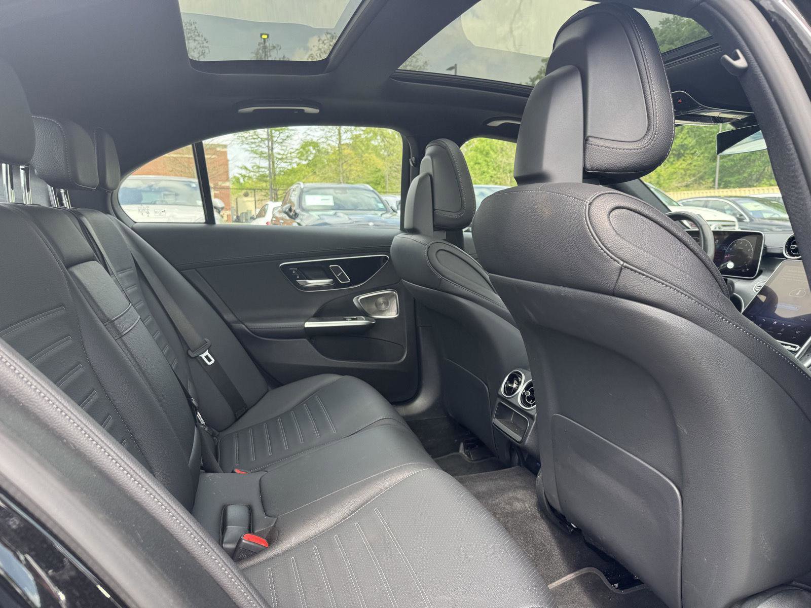 Certified 2024 Mercedes-Benz C 300 4MATIC Sedan image 28