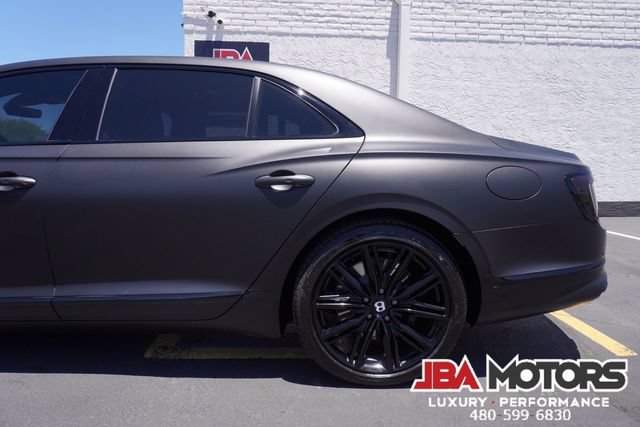 Used 2023 Bentley Flying Spur Plug-In Hybrid AWD/4WD image 55