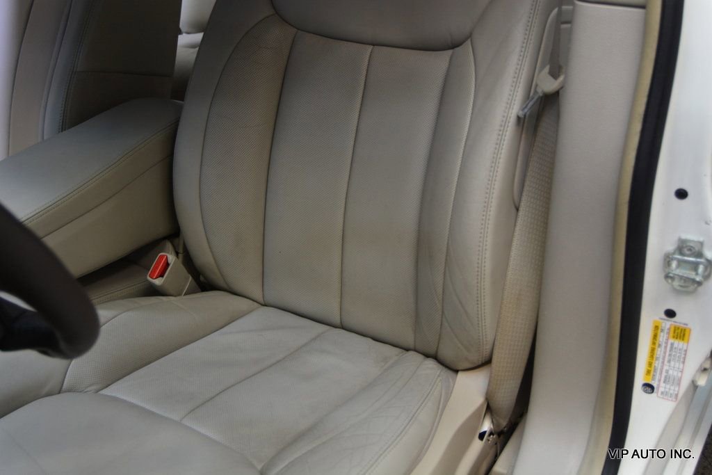 Used 2009 Cadillac DTS w/ Trunk Convenience Package FWD image 15