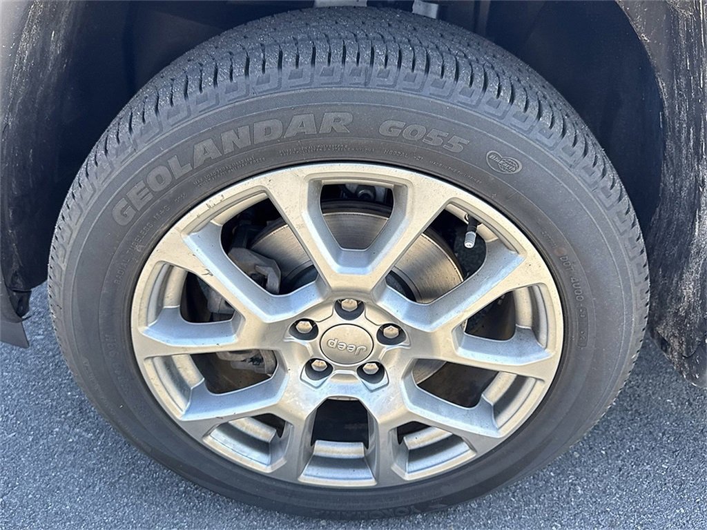 Certified 2022 Jeep Compass Latitude image 15