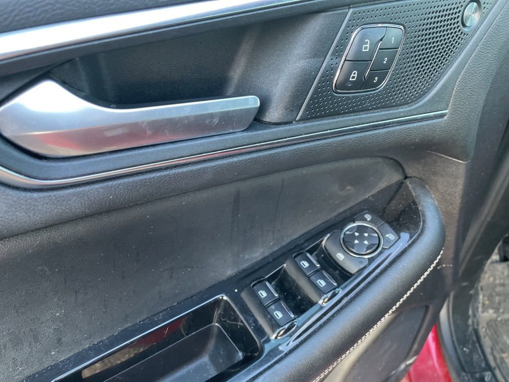 Used 2020 Ford Edge ST w/ Cold Weather Package image 13