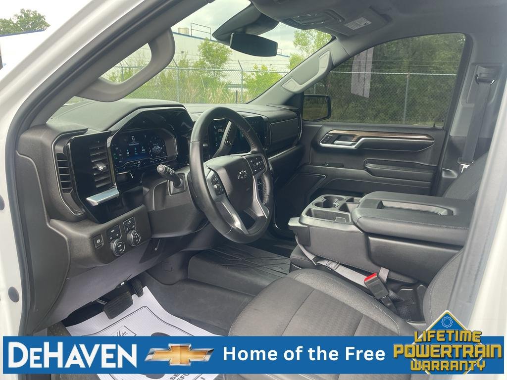 Used 2024 Chevrolet Silverado 1500 RST AWD/4WD image 11
