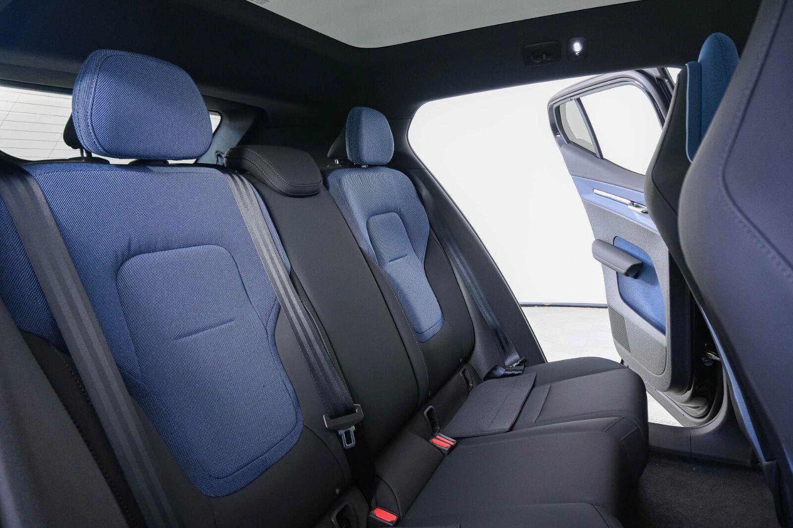 New 2026 Volvo EX30 Plus w/ Protection Package Premier AWD/4WD image 20
