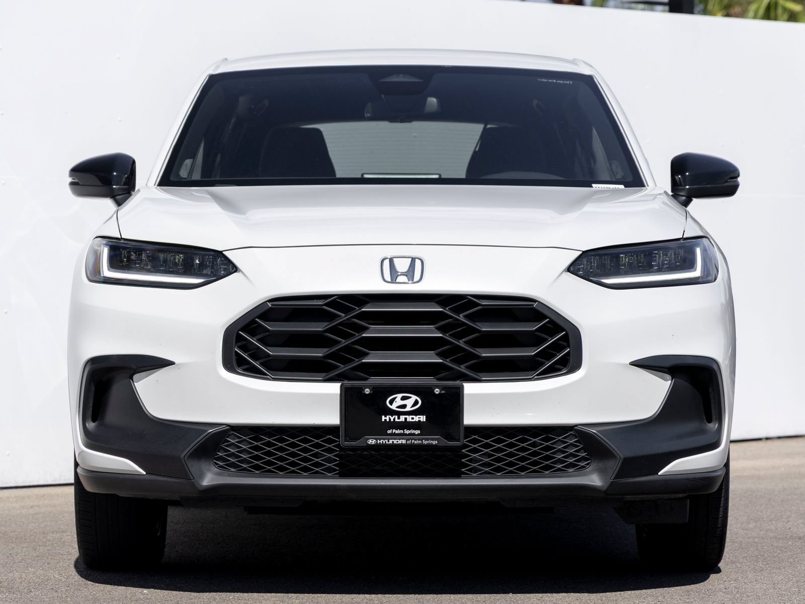 Used 2025 Honda HR-V Sport image 3