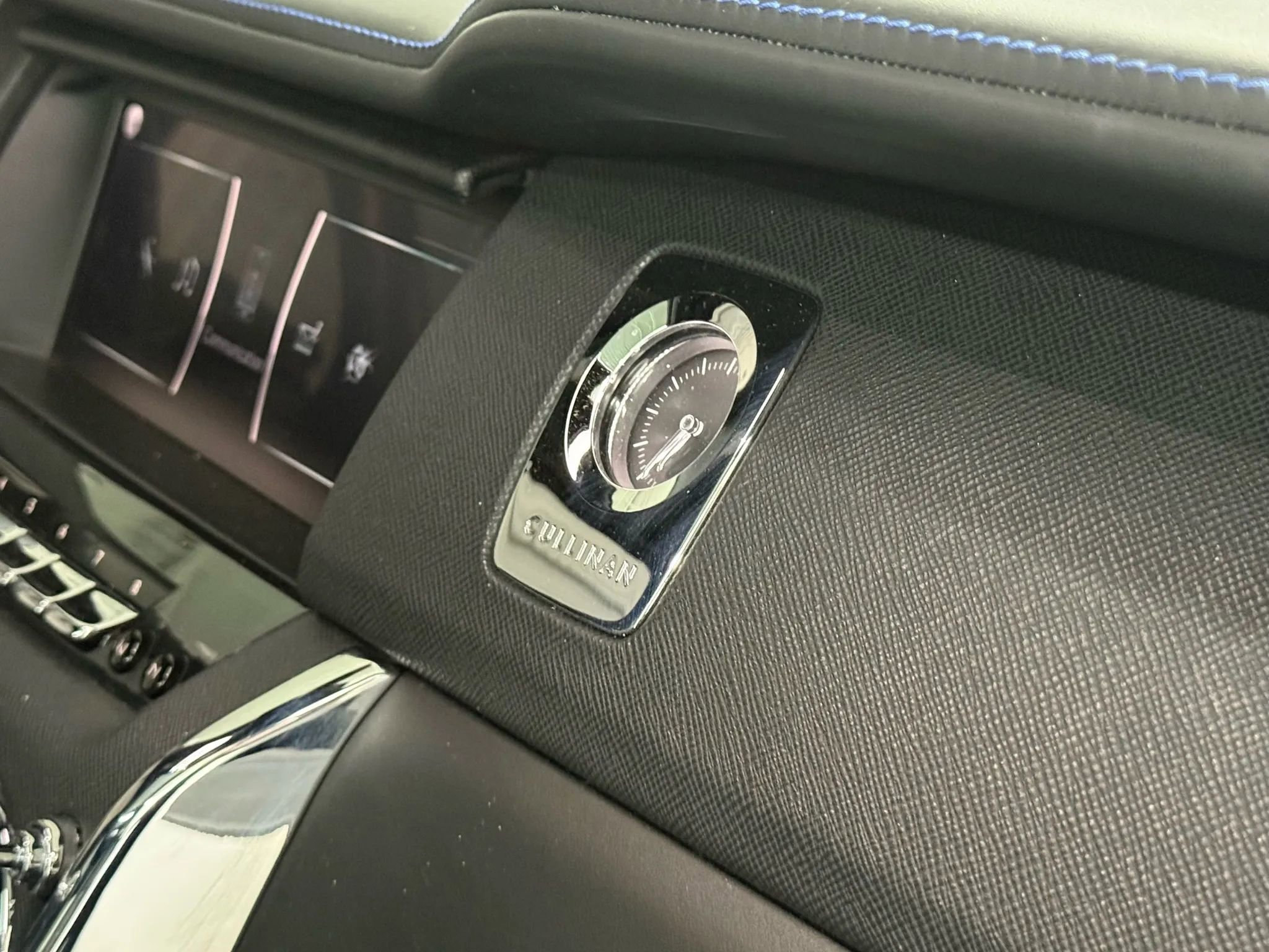 Used 2019 Rolls-Royce Cullinan image 25