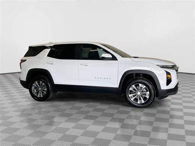 New 2026 Chevrolet Equinox LT w/ Convenience Package II image 12