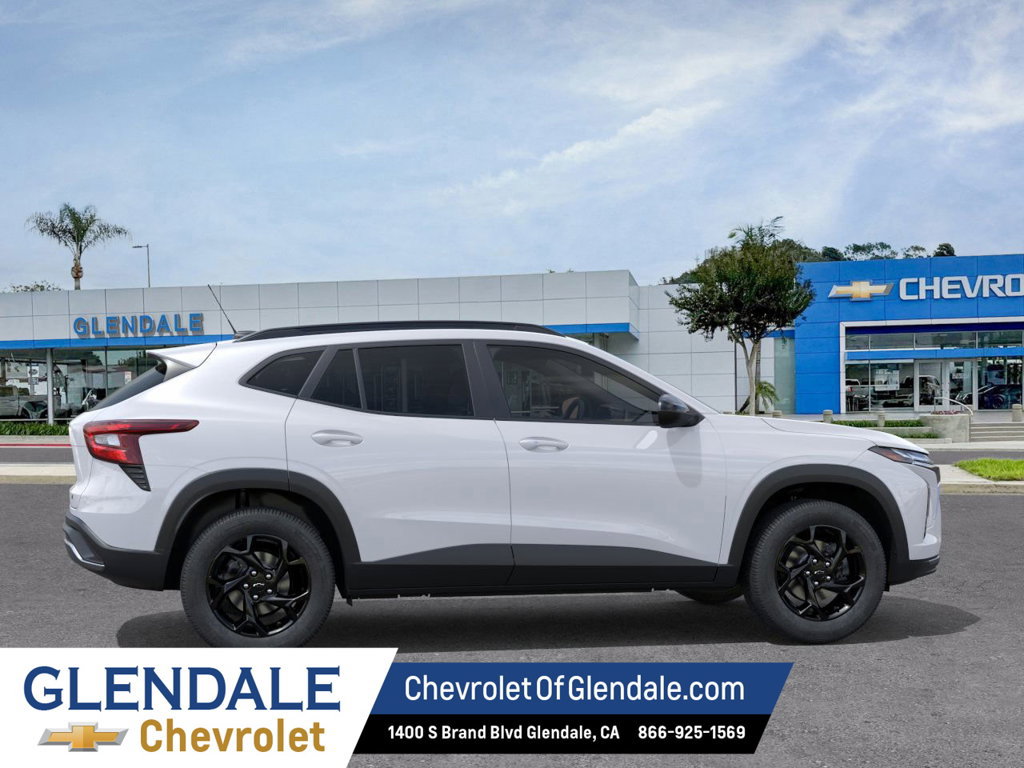 New 2026 Chevrolet Trax LT w/ Driver Confidence Package FWD image 5