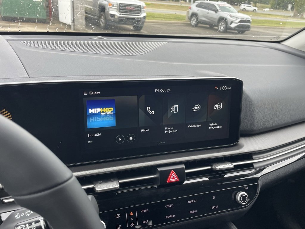 New 2026 Kia Sportage LX image 16