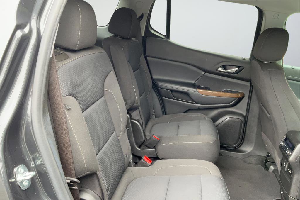Certified 2020 GMC Acadia SLE w/ Driver Convenience Package FWD image 21