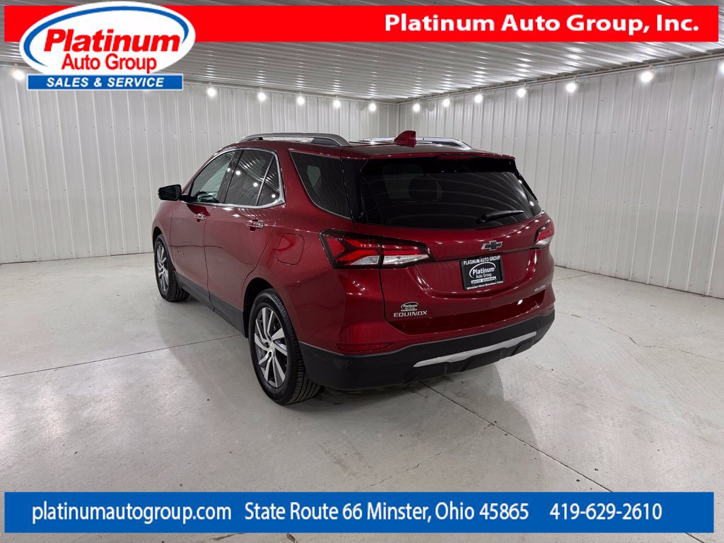 Used 2023 Chevrolet Equinox Premier FWD image 3