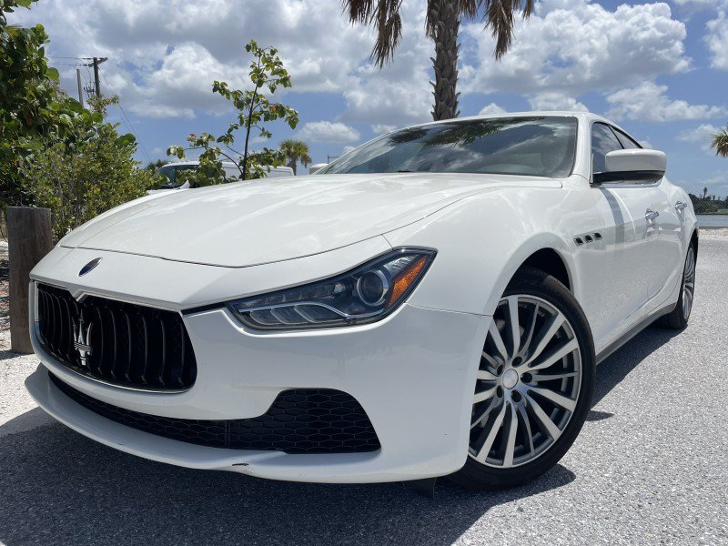 Used 2016 Maserati Ghibli RWD image 1
