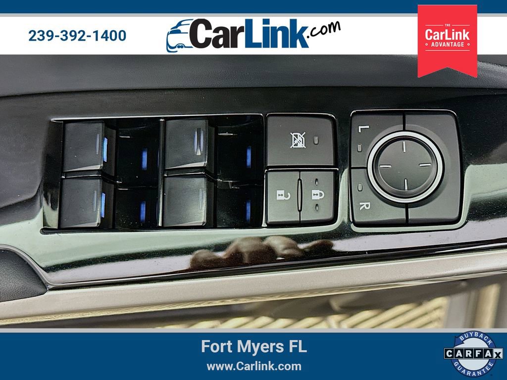 Used 2016 Lexus IS 300 AWD w/ Navigation System Package image 22