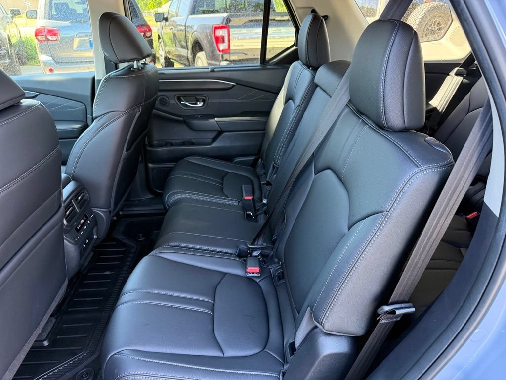 Certified 2026 Honda Pilot Touring image 15