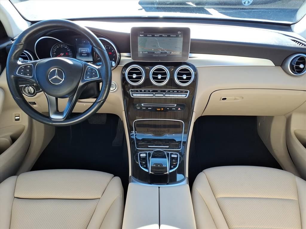 Used 2017 Mercedes-Benz GLC 300 4MATIC image 17