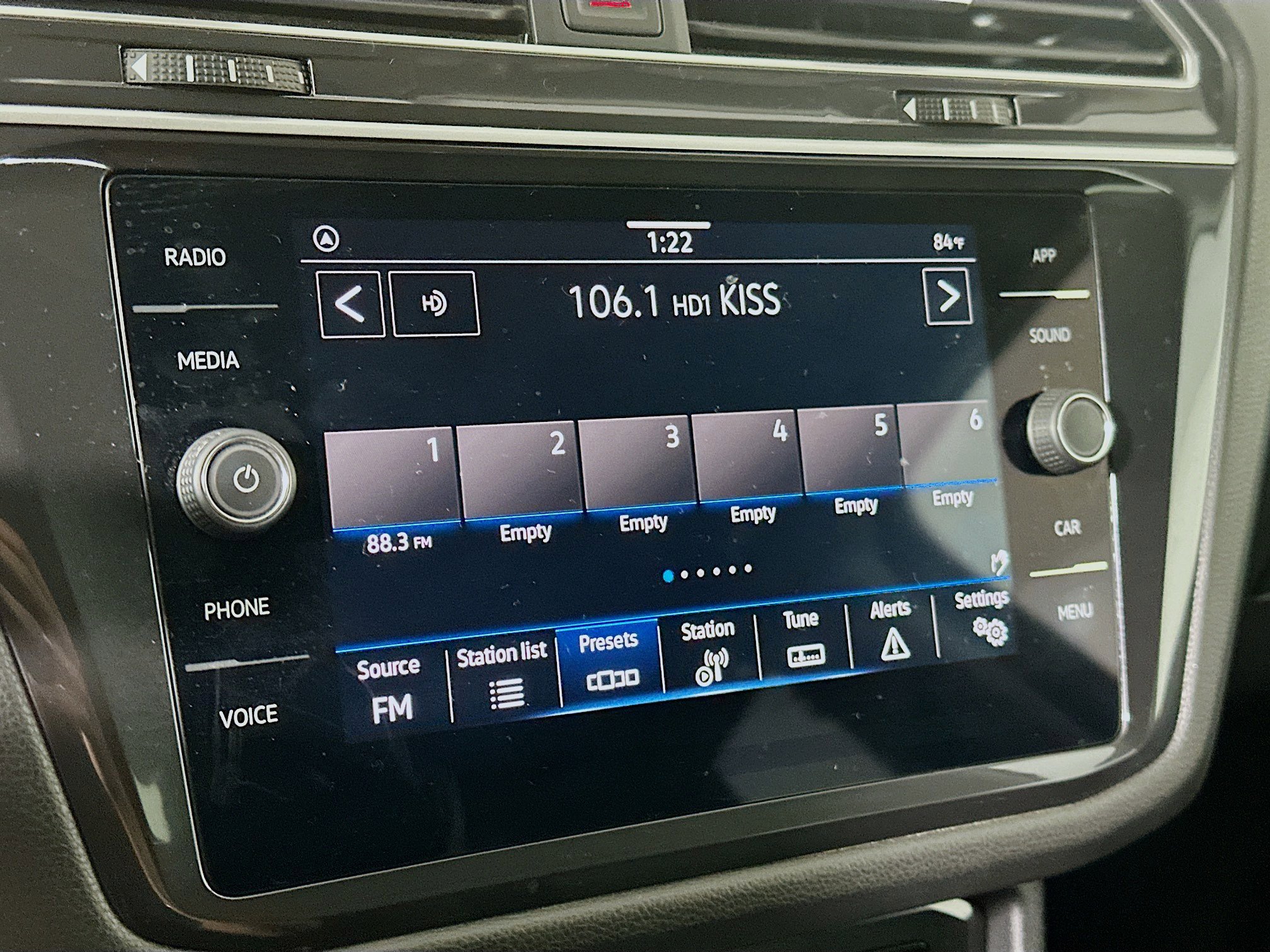 Used 2024 Volkswagen Tiguan Wolfsburg Edition image 19