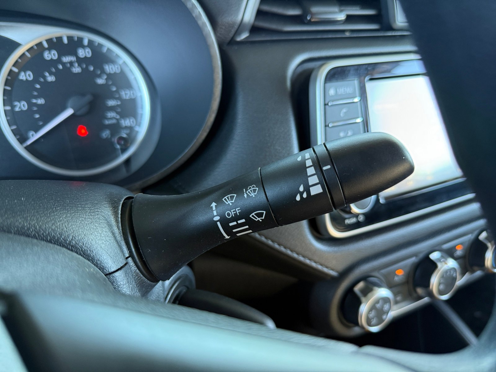 Used 2025 Nissan Versa S w/ S Plus Package image 22