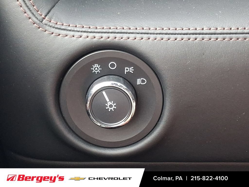 Used 2017 Lincoln Navigator Reserve AWD/4WD image 28