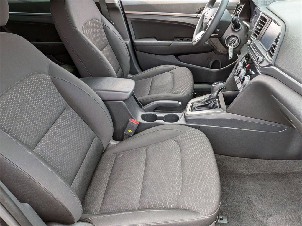 Used 2019 Hyundai Elantra SEL w/ Cargo Package image 27