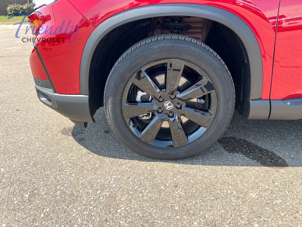 Used 2025 Honda Pilot Black Edition image 10