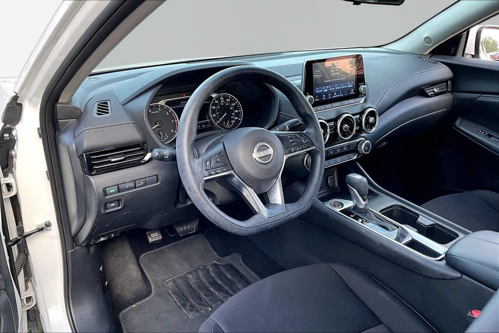 Used 2024 Nissan Sentra SV FWD image 15