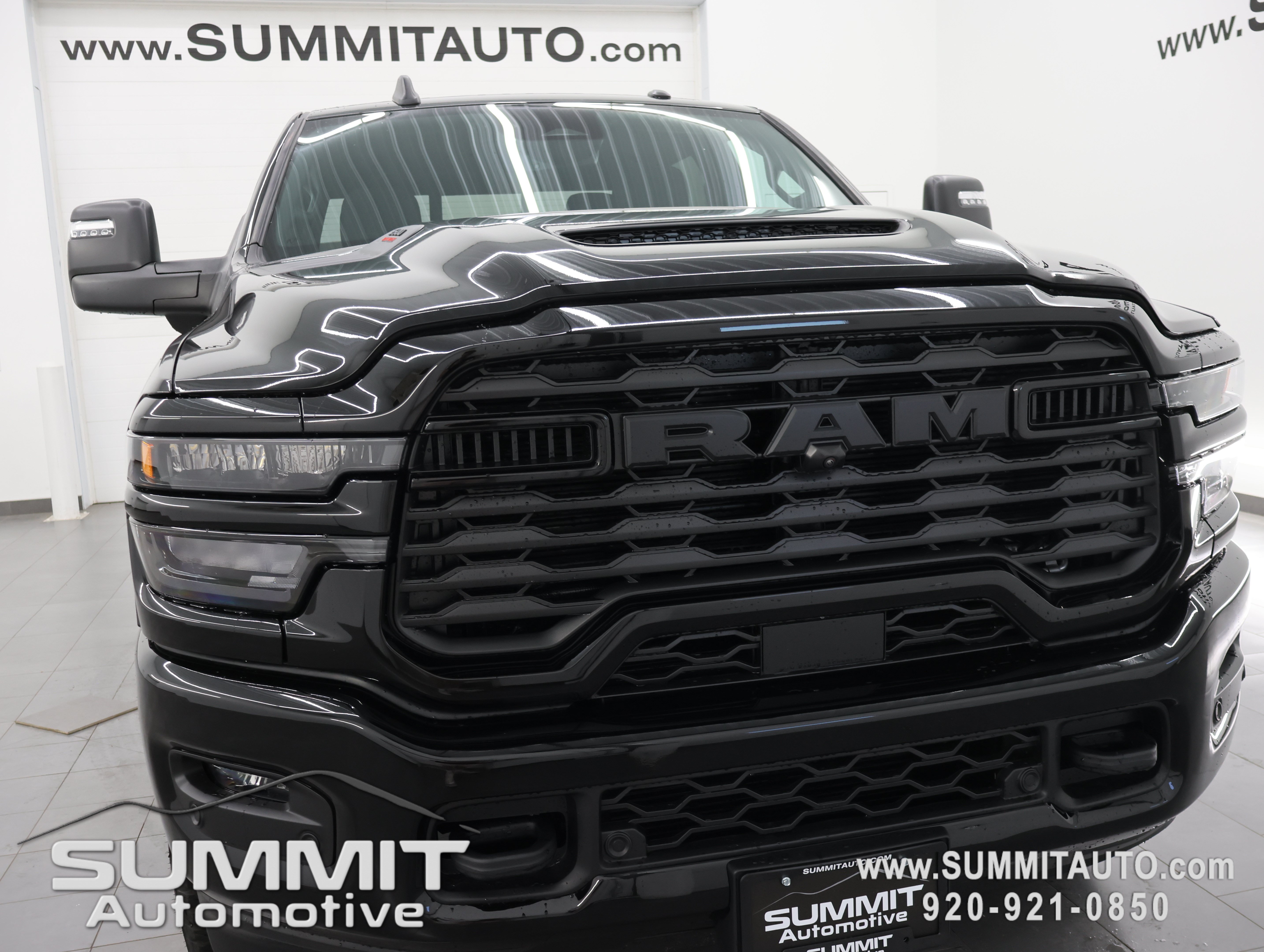 New 2026 RAM 3500 Big Horn AWD/4WD image 26