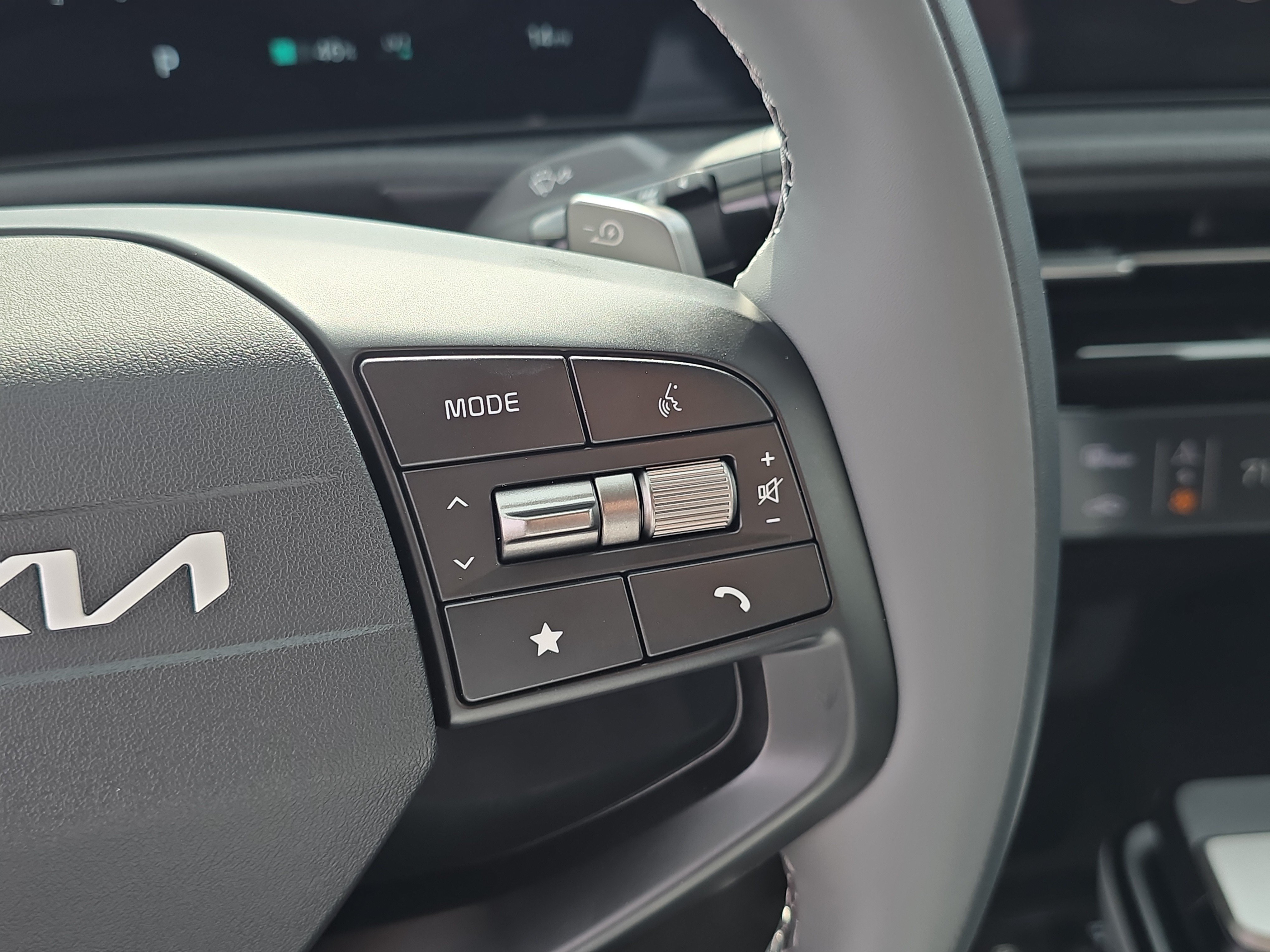 New 2026 Kia EV6 Light RWD image 30