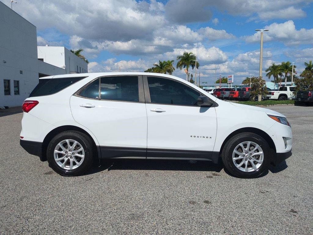 Used 2020 Chevrolet Equinox LS image 4