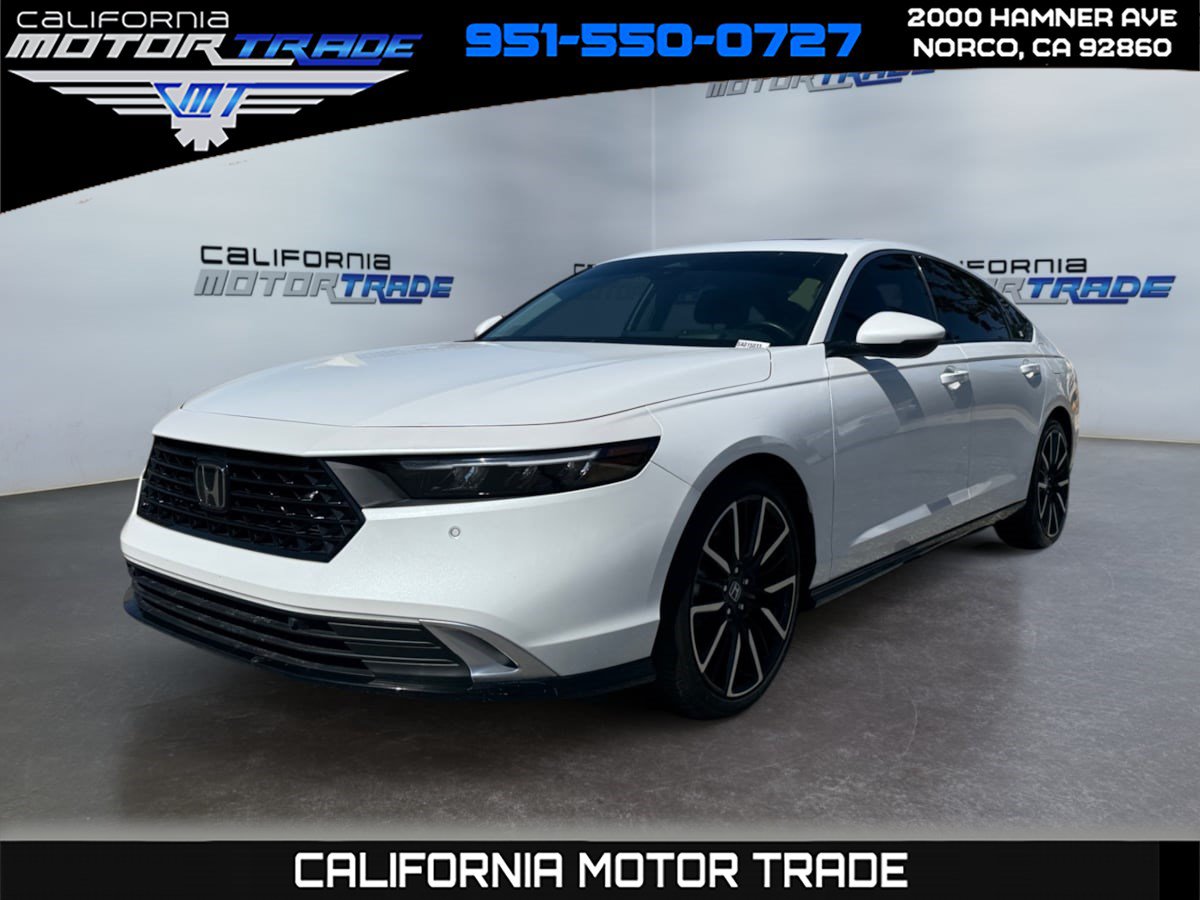 Used 2025 Honda Accord Touring image 1