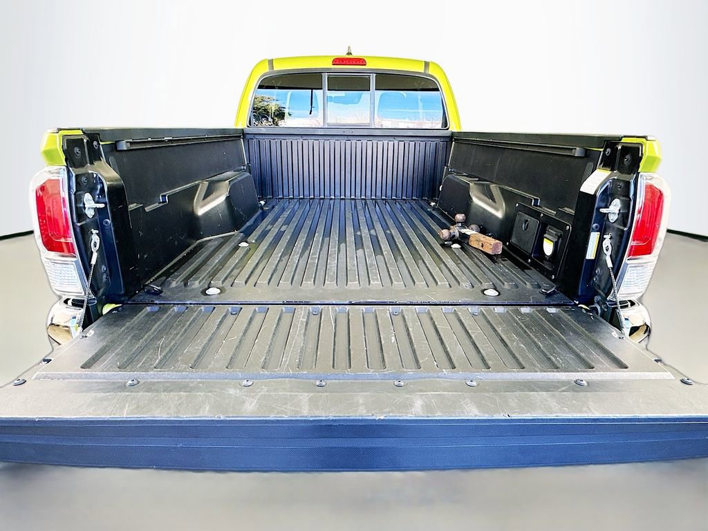 Certified 2023 Toyota Tacoma TRD Off-Road image 24
