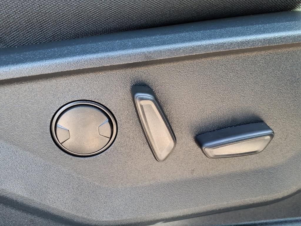 New 2026 Ford F150 XLT w/ Equipment Group 302A MID image 15