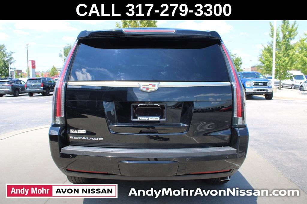 Used 2017 Cadillac Escalade Premium Luxury w/ LPO, Radiant Package AWD/4WD image 8