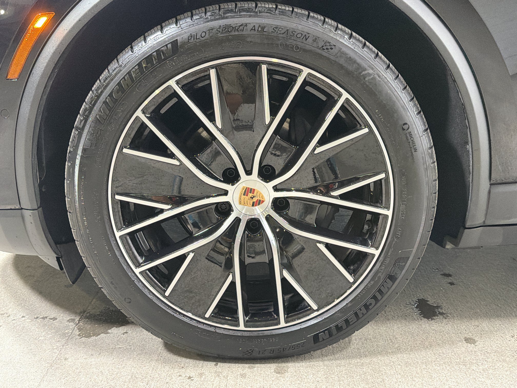Certified 2026 Porsche Macan Electric RWD image 43