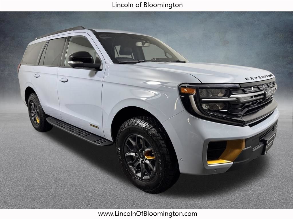 Used 2025 Ford Expedition Tremor AWD/4WD image 9