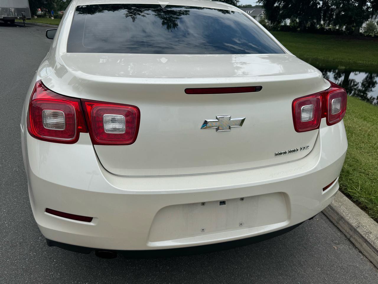 Used 2013 Chevrolet Malibu LTZ FWD image 13