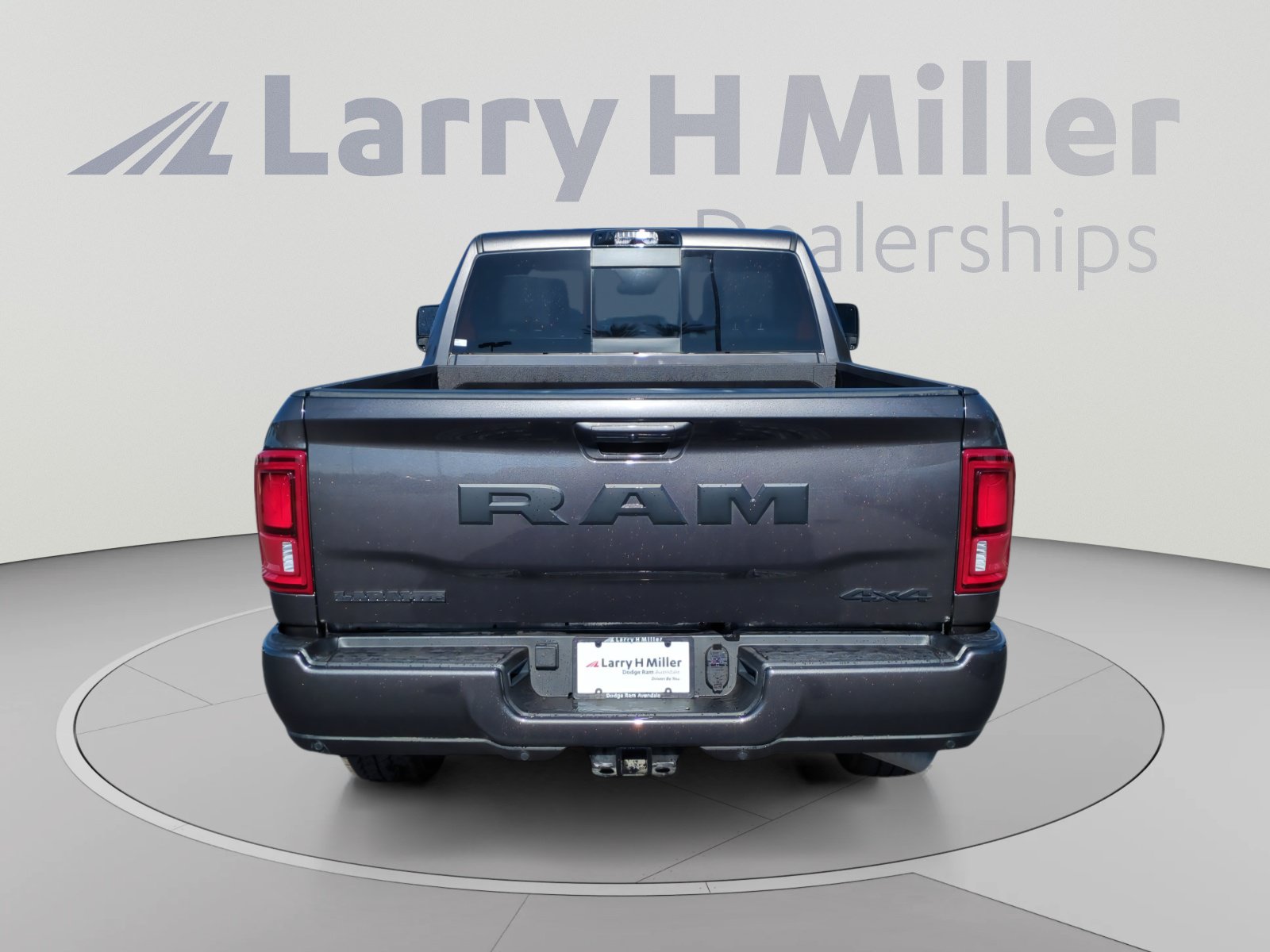 New 2026 RAM 2500 Laramie AWD/4WD image 4