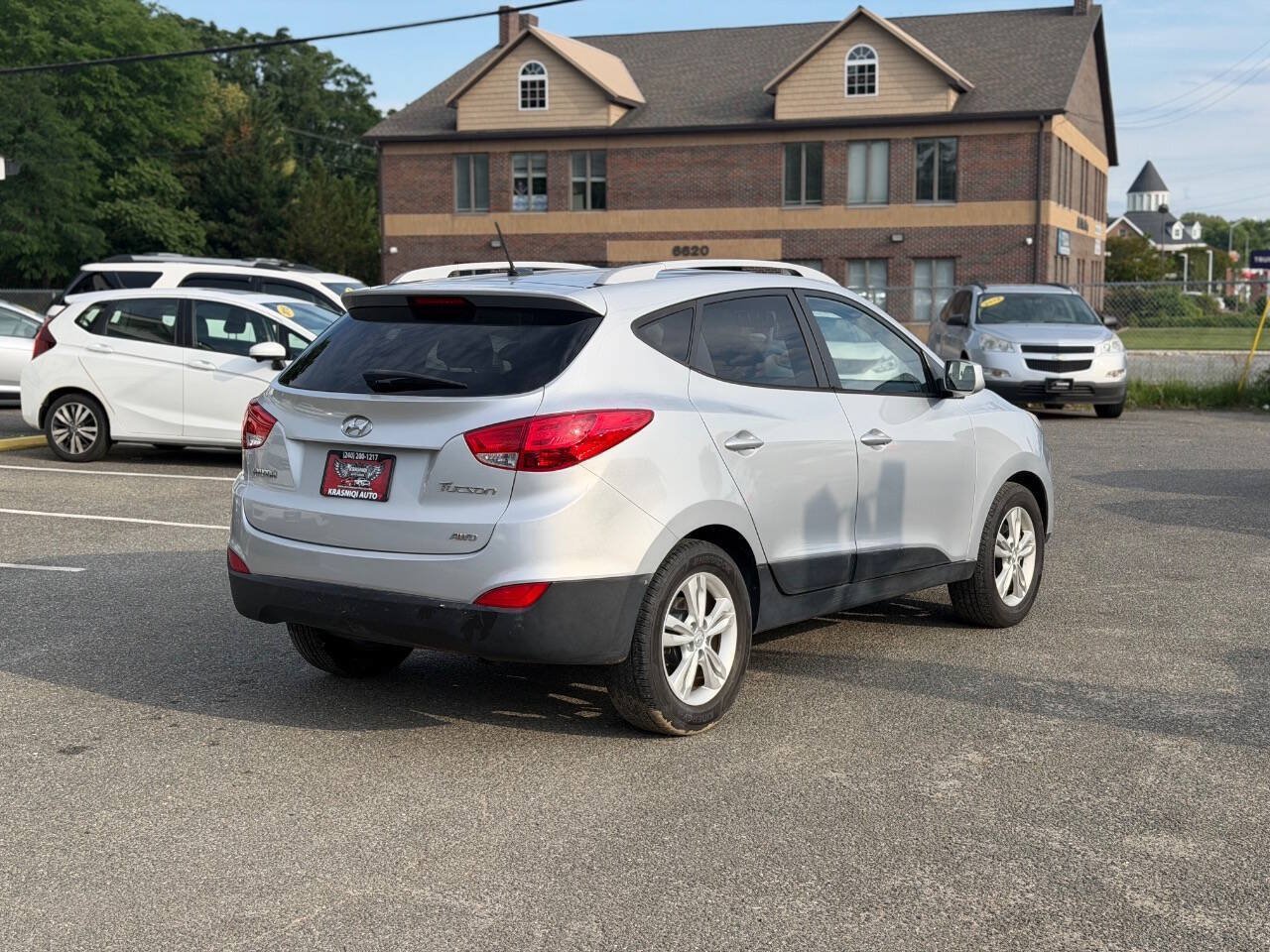 Used 2011 Hyundai Tucson GLS AWD/4WD image 6