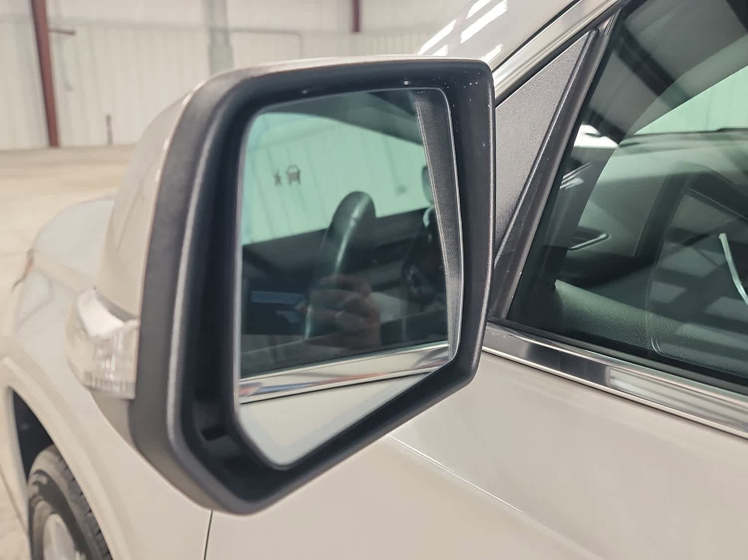 Used 2021 Chevrolet Traverse Premier image 11