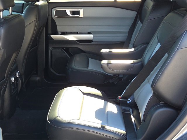 Certified 2022 Ford Explorer XLT w/ Equipment Group 202A image 17