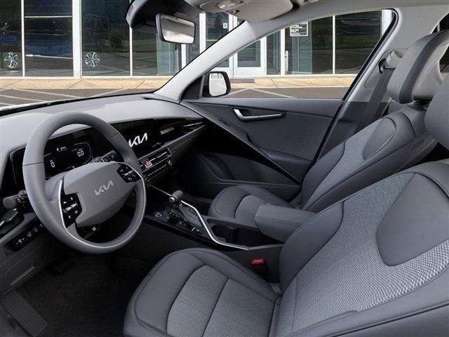 New 2026 Kia Niro EX image 17