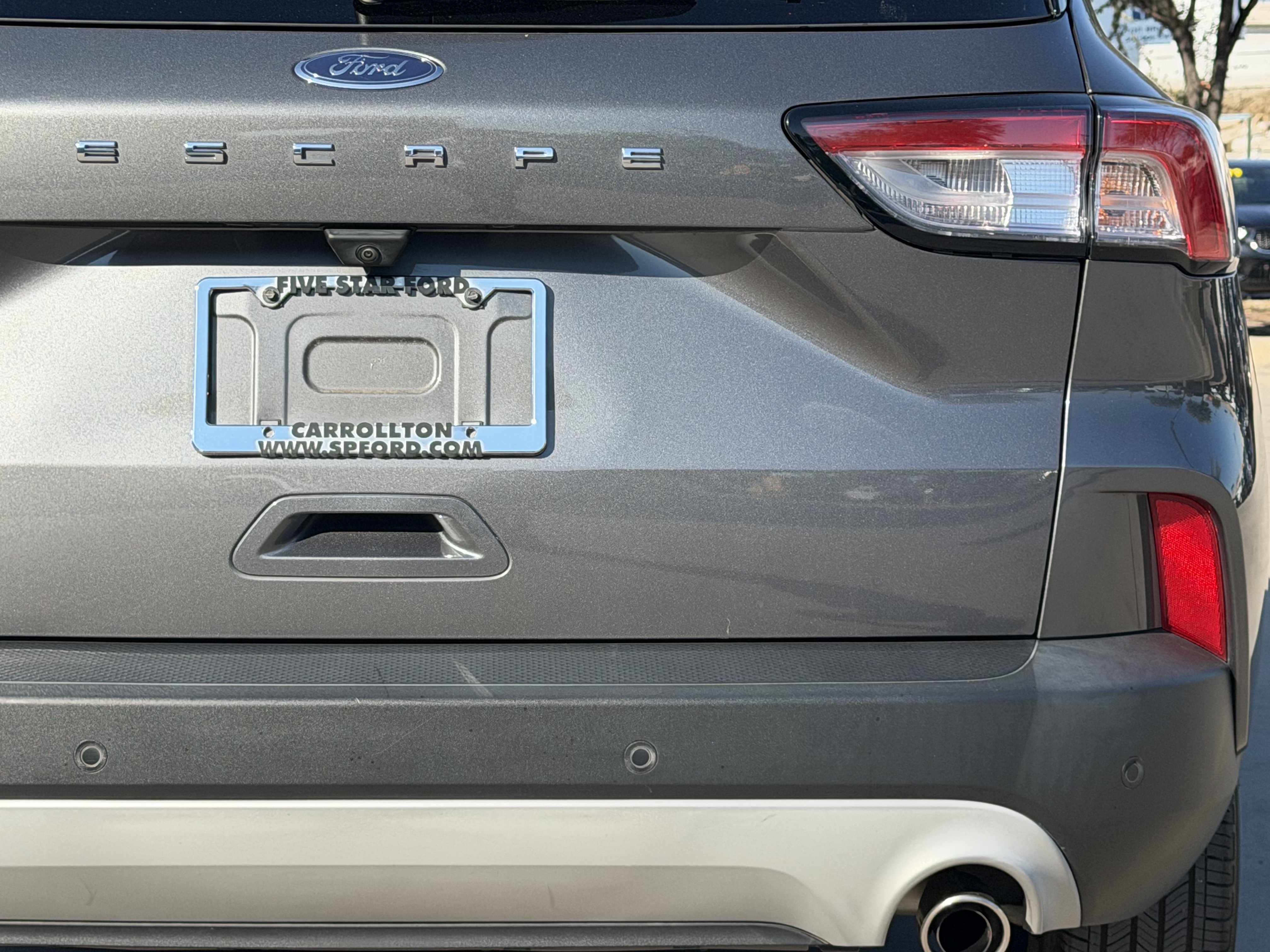 Used 2022 Ford Escape SEL w/ Technology Package FWD image 11