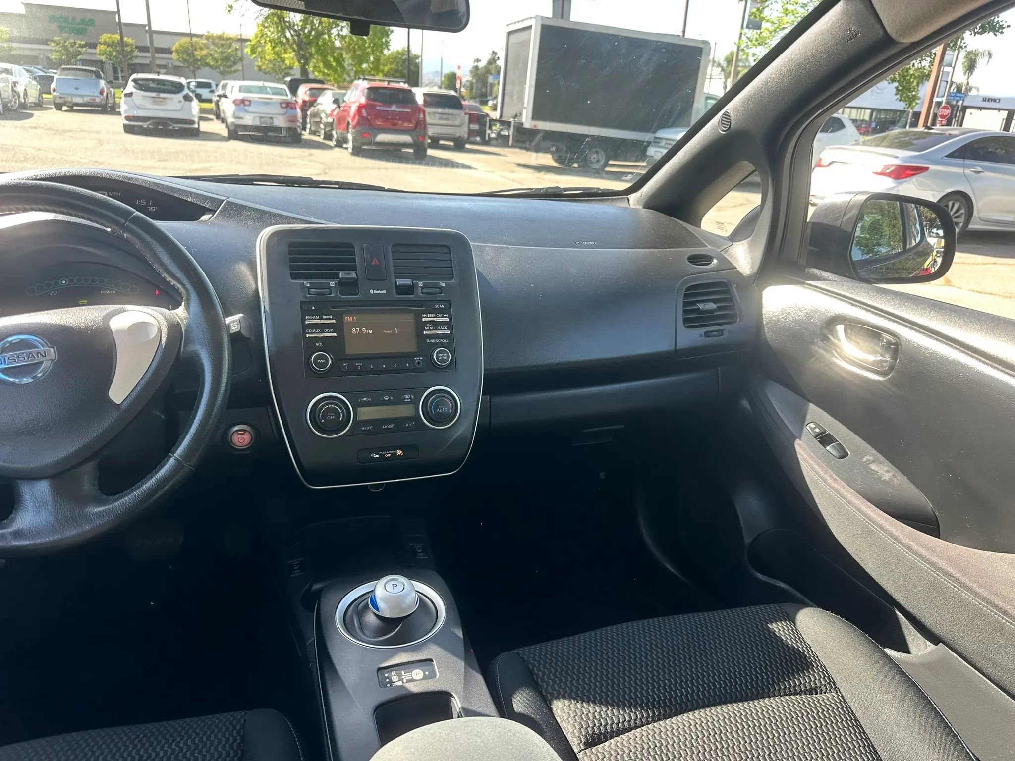 Used 2013 Nissan Leaf S FWD image 15