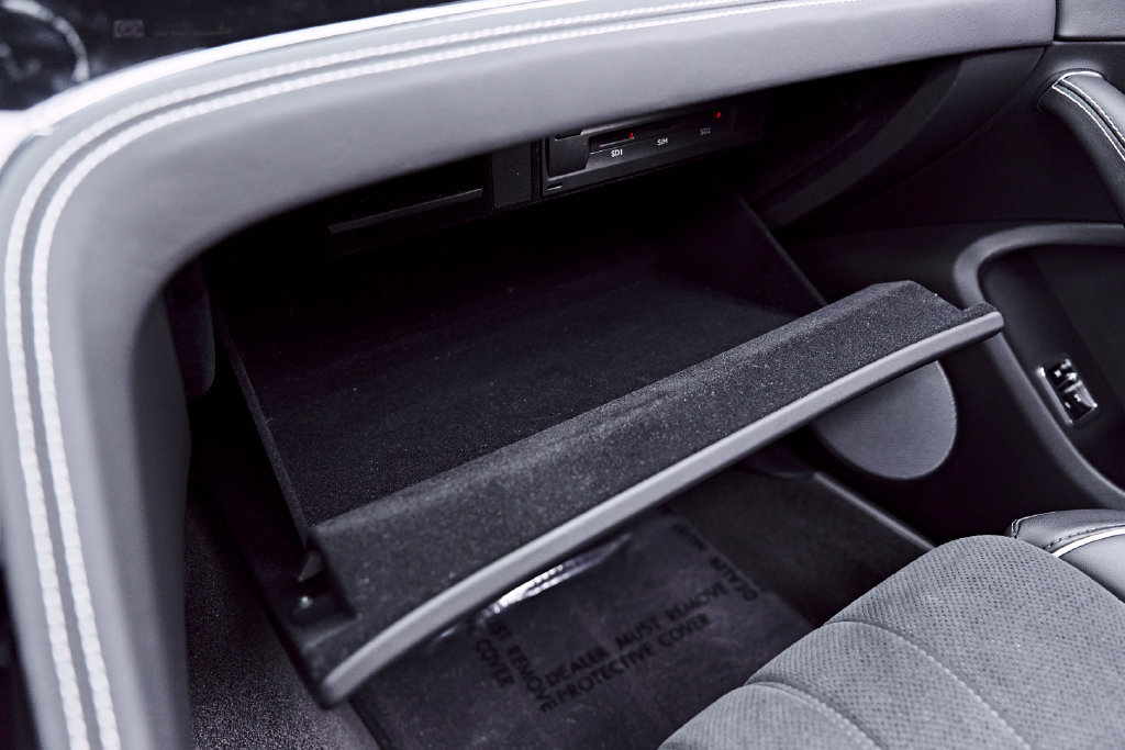 Used 2023 Bentley Flying Spur S V8 AWD/4WD image 82