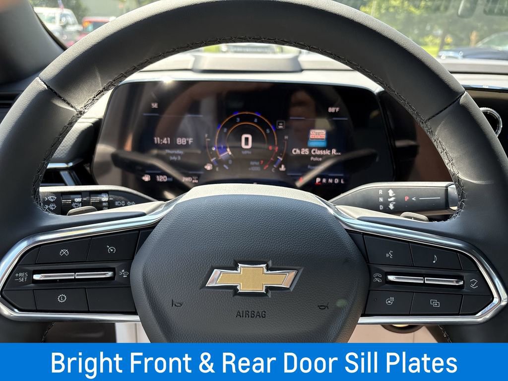 New 2025 Chevrolet Suburban Premier image 12