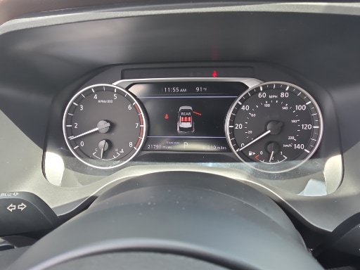 Used 2023 Nissan Rogue S FWD image 3