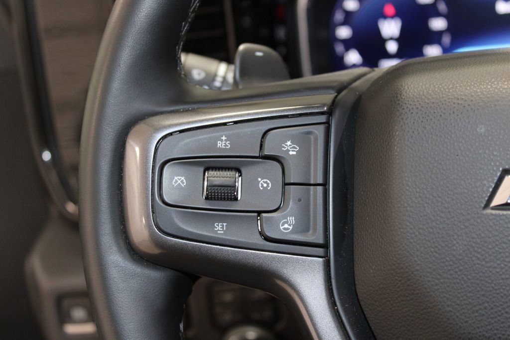 Used 2024 Chevrolet Silverado 1500 ZR2 w/ Technology Package image 18