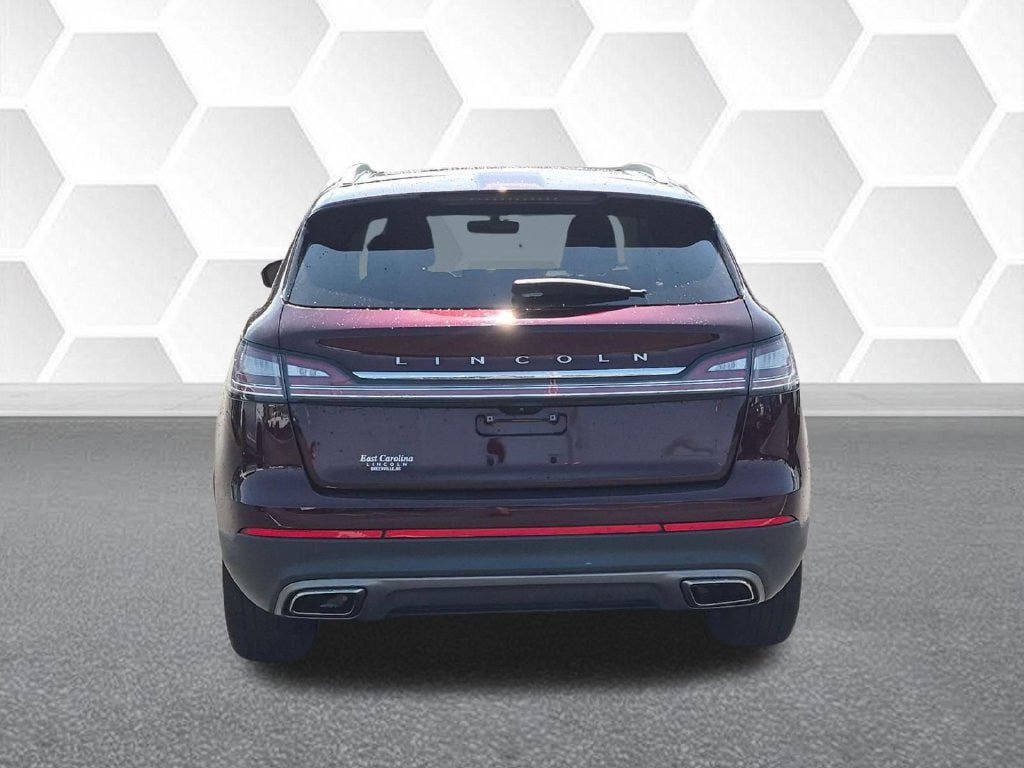 Used 2022 Lincoln Nautilus Reserve AWD/4WD image 4