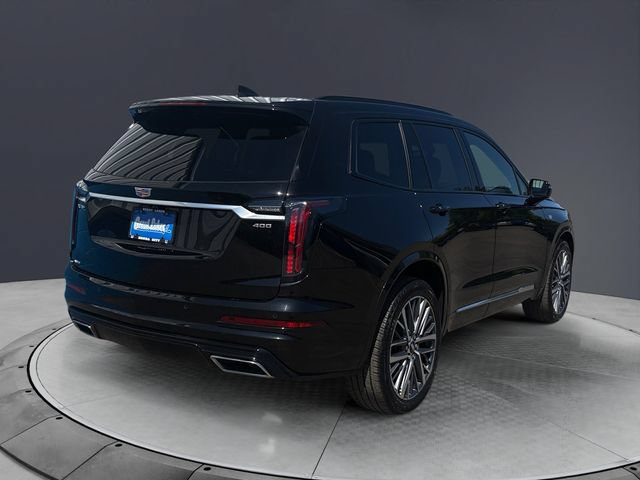 Used 2025 Cadillac XT6 Sport w/ LPO, Floor Liner Package AWD/4WD image 5