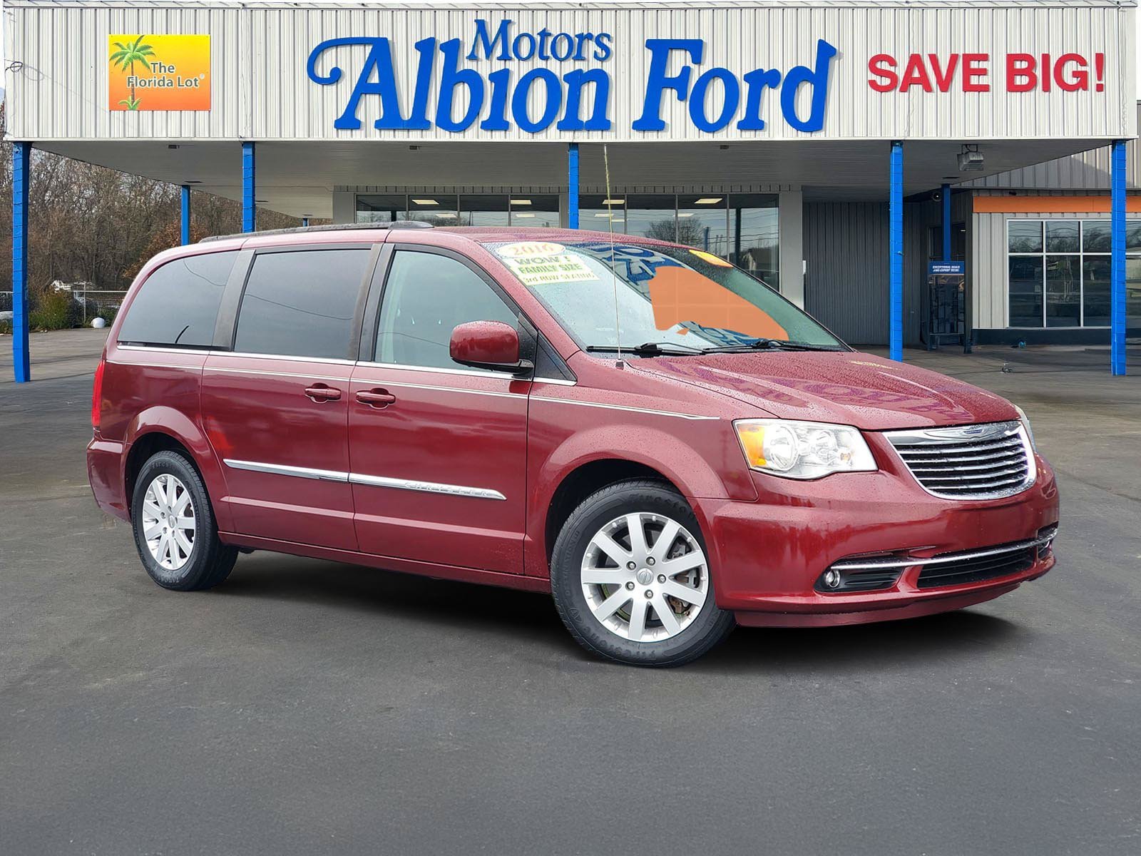 Used 2016 Chrysler Town & Country Touring