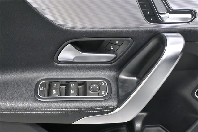 Used 2020 Mercedes-Benz CLA 250 4MATIC image 14